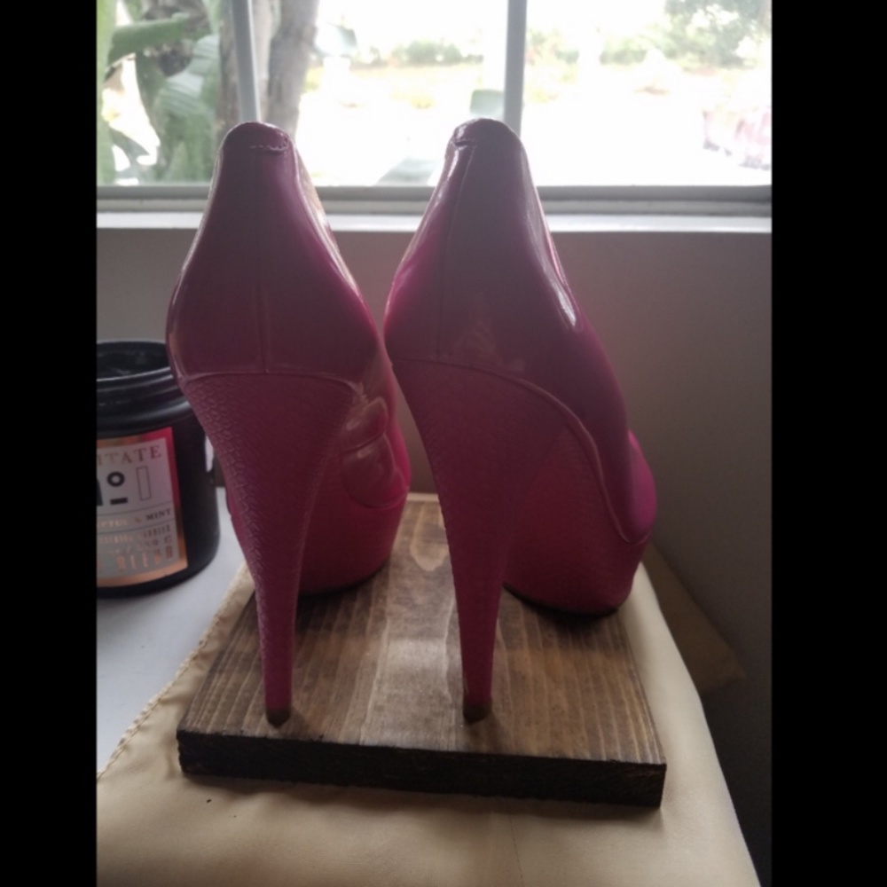 ENZO ANGIOLINI Platform Heels - Picture 2 of 5